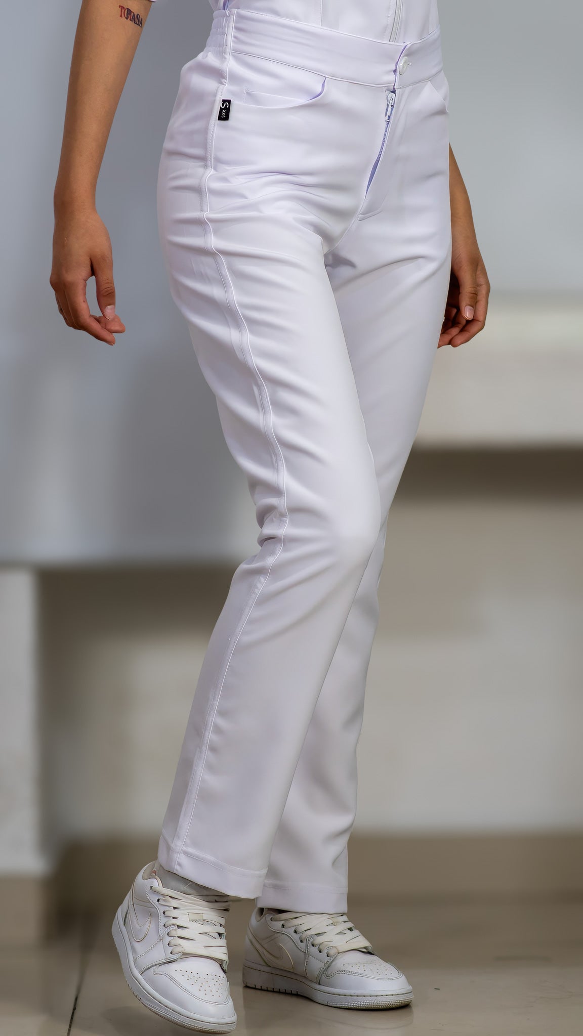 Pantalón Stretch Blanco Puro Pretina/Elástico Mujer Antifluido