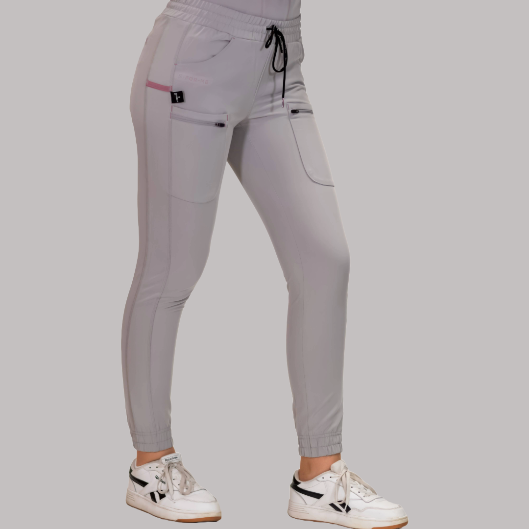 Jogger Quirúrgico Gris Perla Mujer, Scrubs Antifluido Est. 300