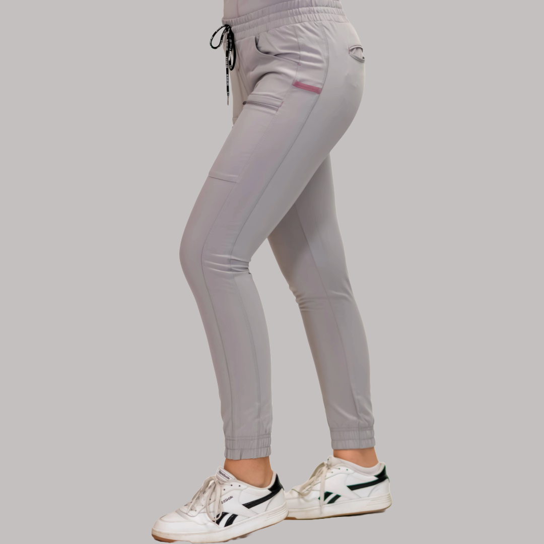 Jogger Quirúrgico Gris Perla Mujer, Scrubs Antifluido Est. 300