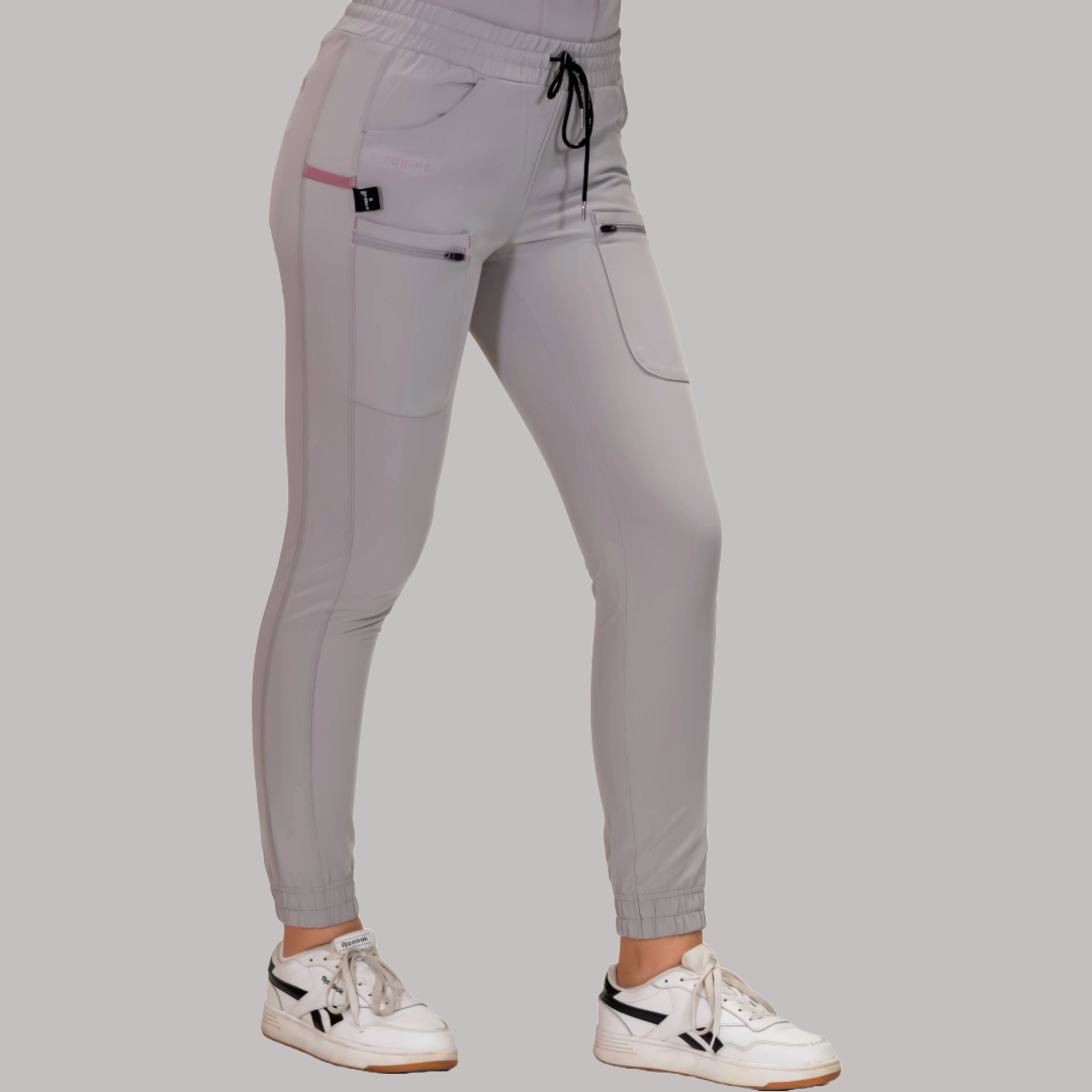 Jogger Quirúrgico Gris Perla Mujer, Scrubs Antifluido Est. 300