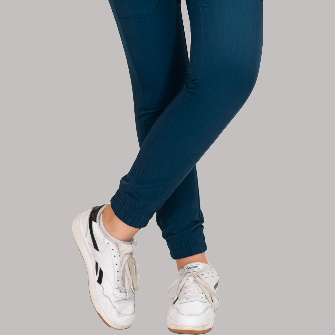 Jogger Quirúrgico Azul Caribe Mujer, Scrubs Antifluido Est. 300