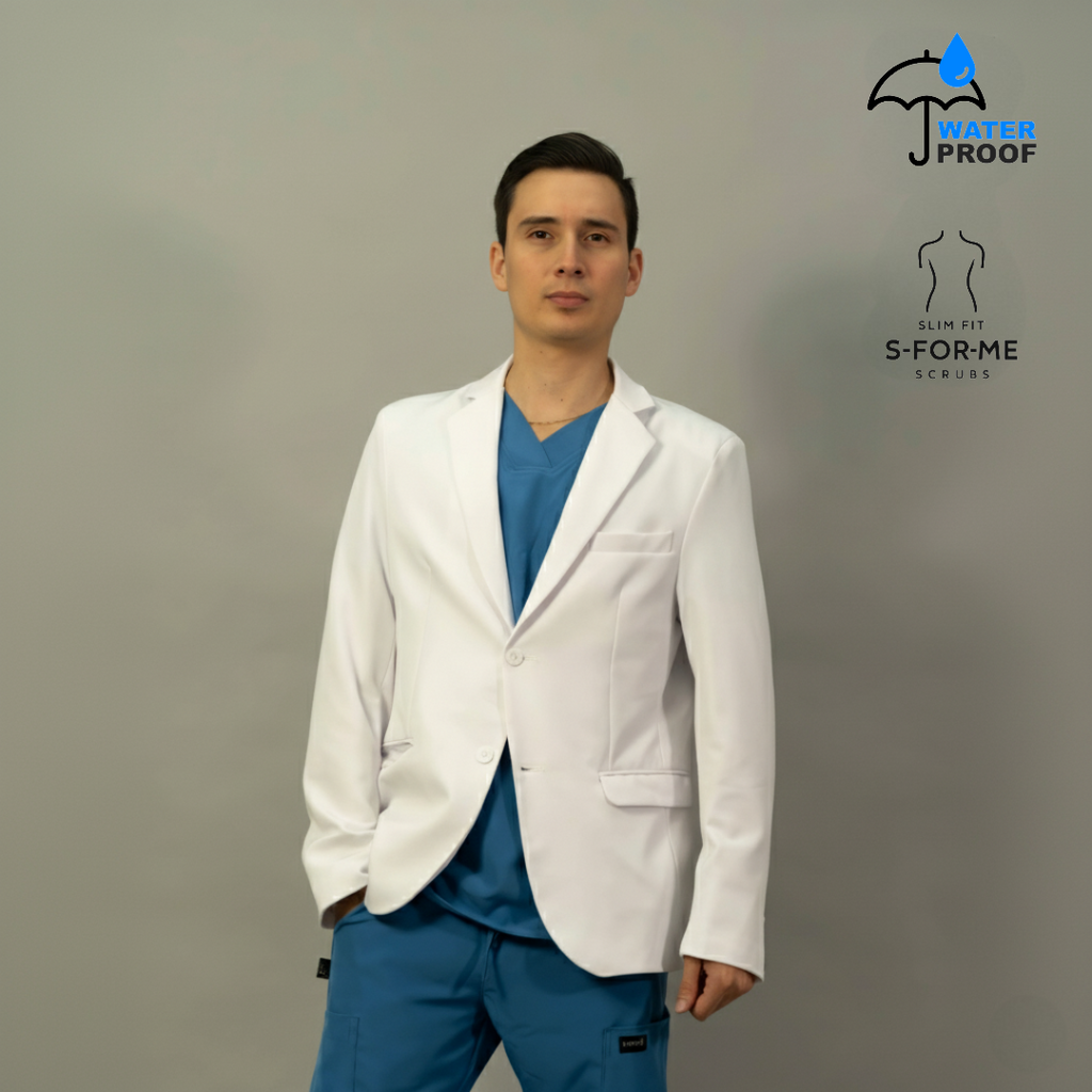 uniformes blancos medicina