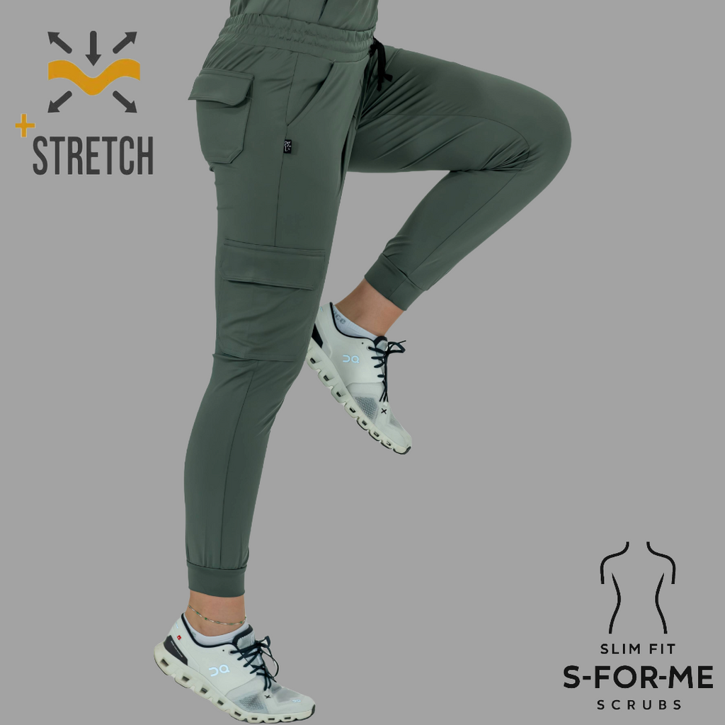Conjunto Quirúrgico Verde Pino para Mujer – Estilo 910 | Super Stretch Slim Fit
