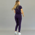 Filipina quirúrgica mujer 905 uva Super Stretch, vista posterior de cuerpo completo.