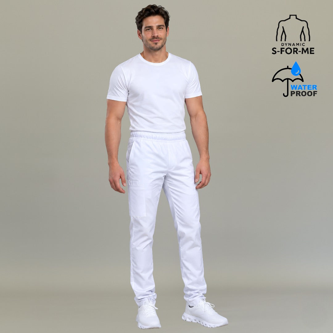 Vista frontal del pantalón clínico Alviero blanco para hombre; gráficos Dynamic S-FOR-ME y Water Proof.
