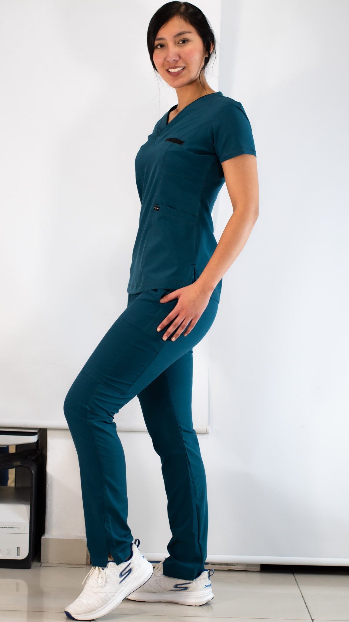 Pantalon Quirurgico Mujer 5 bolsas Verde Petróleo F.W.