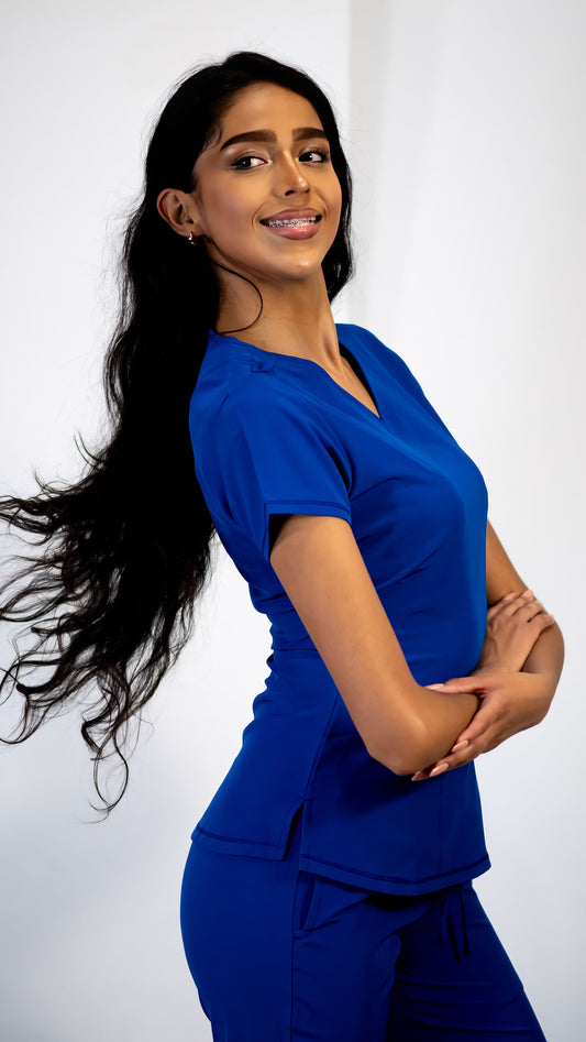 Filipina Quirúrgica Azul Rey Mujer F.W, Scrubs 600 (Uniformes Medicos)