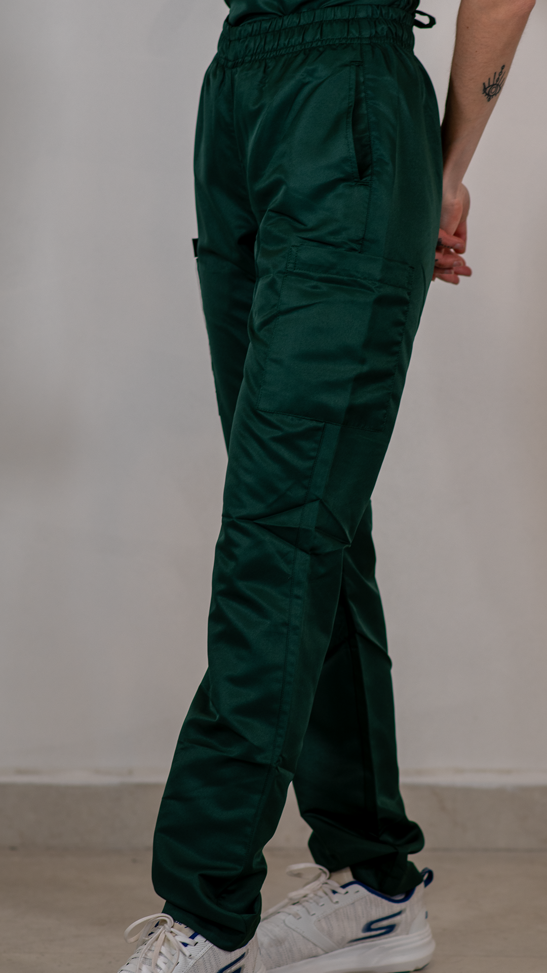 Calças femininas de microfibra verde exército