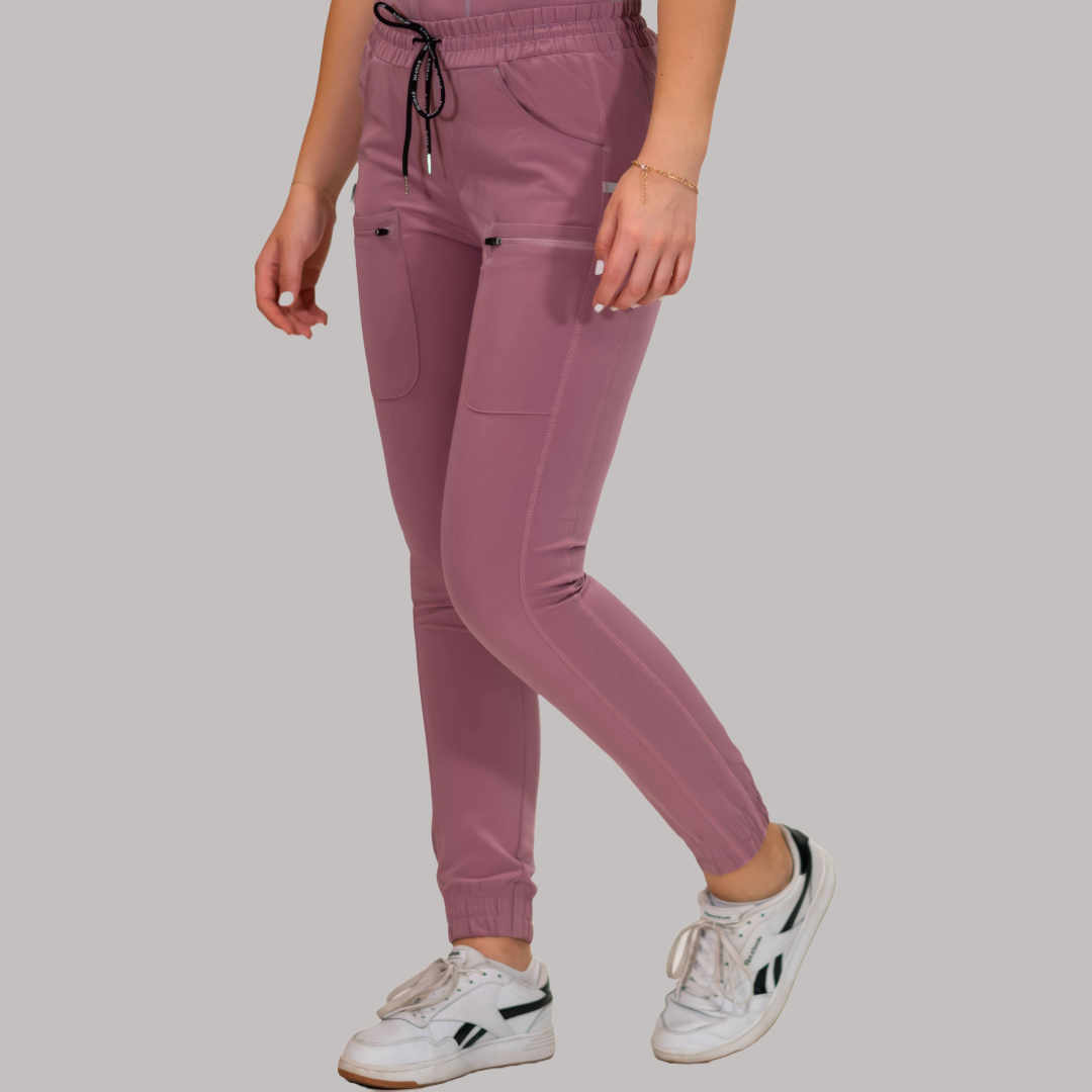 Jogger Quirúrgico Palo de Rosa Mujer, Scrubs Antifluido Est. 300