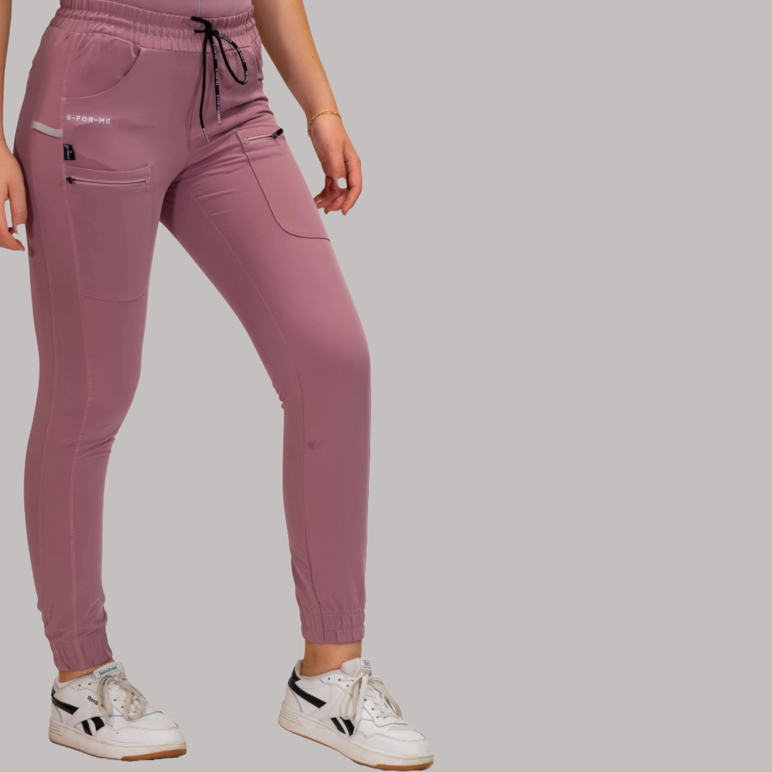 Jogger Quirúrgico Palo de Rosa Mujer, Scrubs Antifluido Est. 300