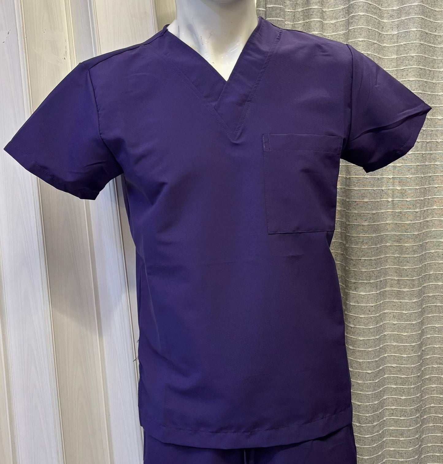 Filipina Quirúrgica 500 Unisex Basic Morado Antifluido-cloro resistente Scrubs 500 FW