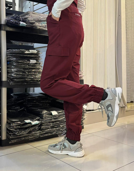 Jogger 300 Quirúrgico Vino Dama Antifluido, Scrubs