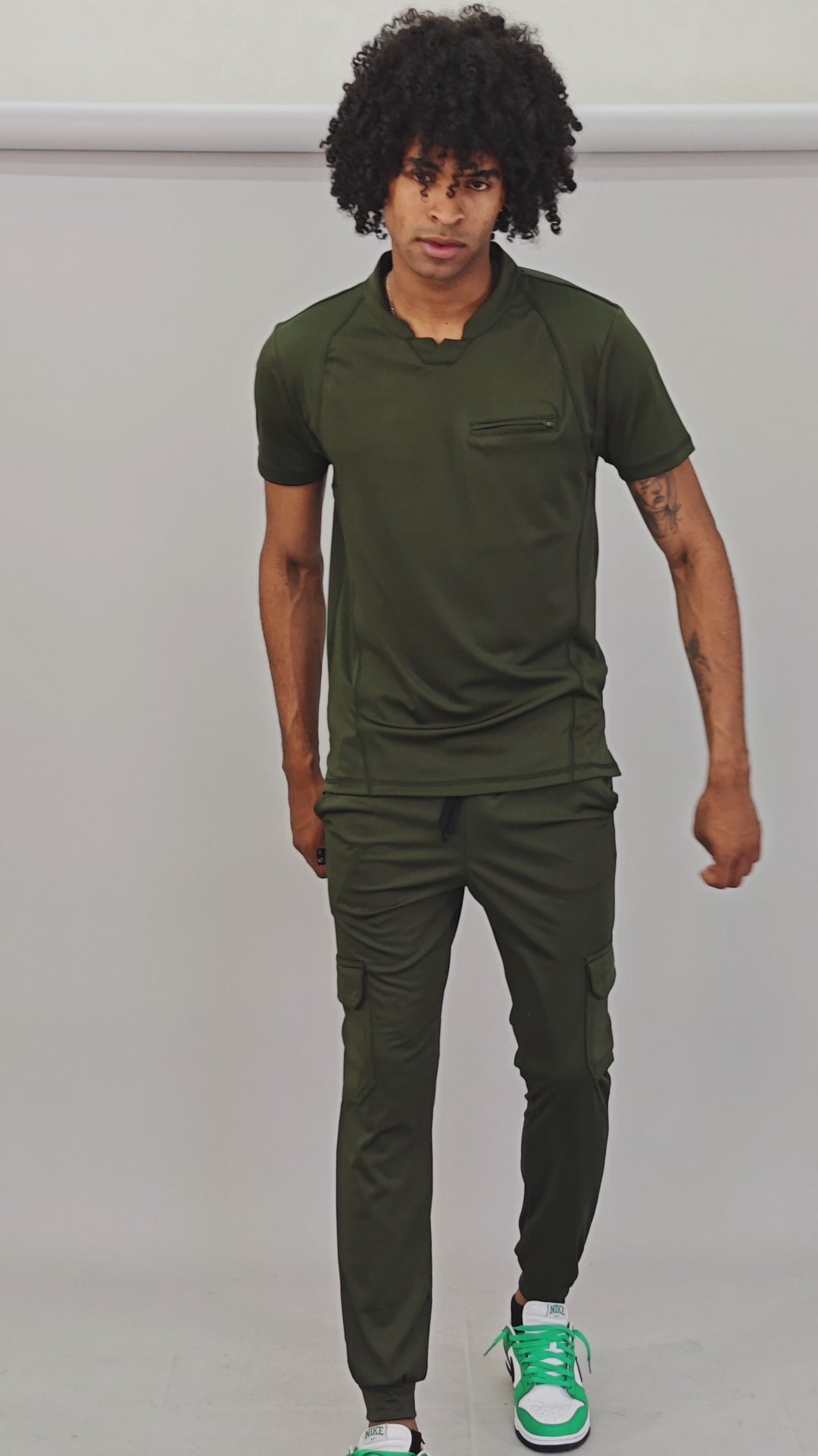 Jogger Quirúrgico 910 Hombre Verde Olivo Super Stretch