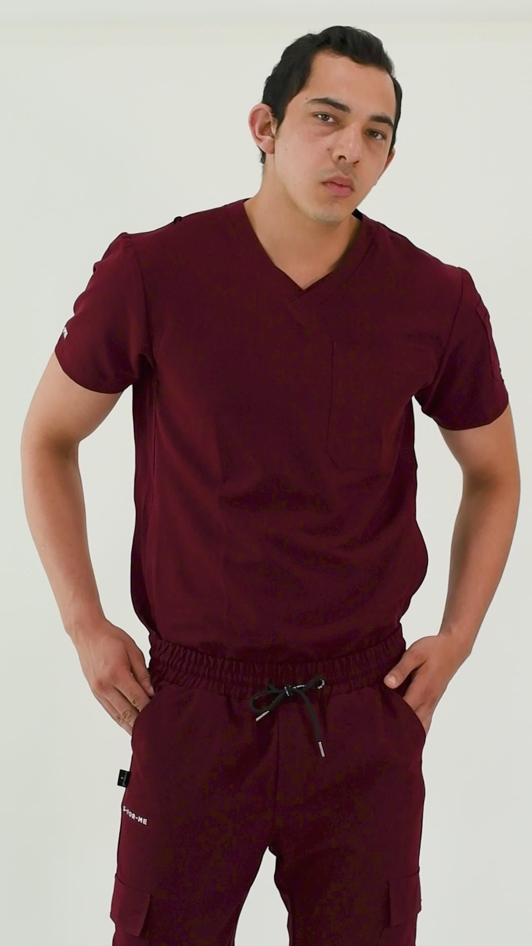 Conjunto Quirúrgico Antifluido Hombre – Estilo 300 Gris Perla